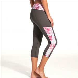 Calia leggings by Carrie Underwood size small